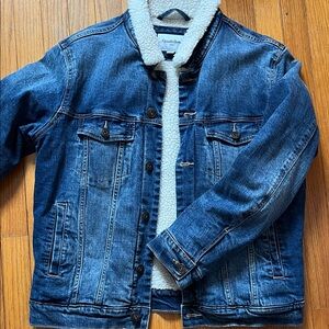 Goodfellow & Co Men's Medium Blue Denim Jacket with White Sherpa Lining